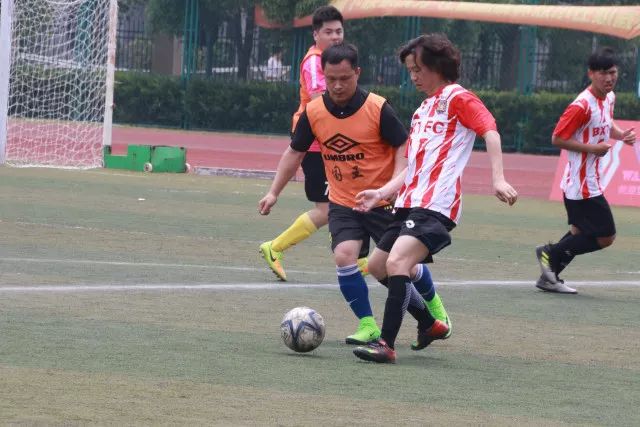 勒沃库森冲不败3冠王 或一球小胜复仇亚特兰大